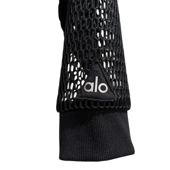 Alo Black Mesh Pullover Top. Size: S - Picture 4 of 4